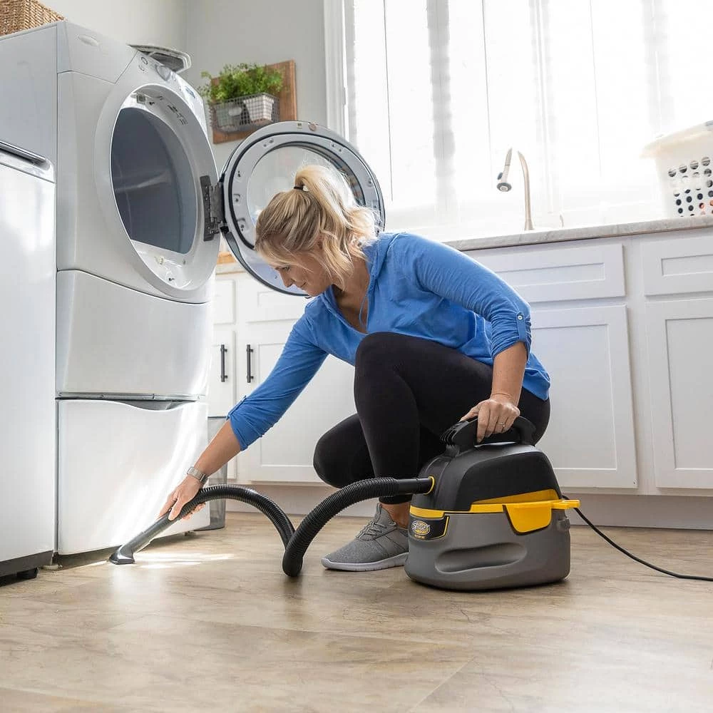 Stinger 2.5 Gallon 1.75 Peak HP Compact Wet/Dry Shop Vacuum with Hose, Accessories and Six Filter Bags - Image 11