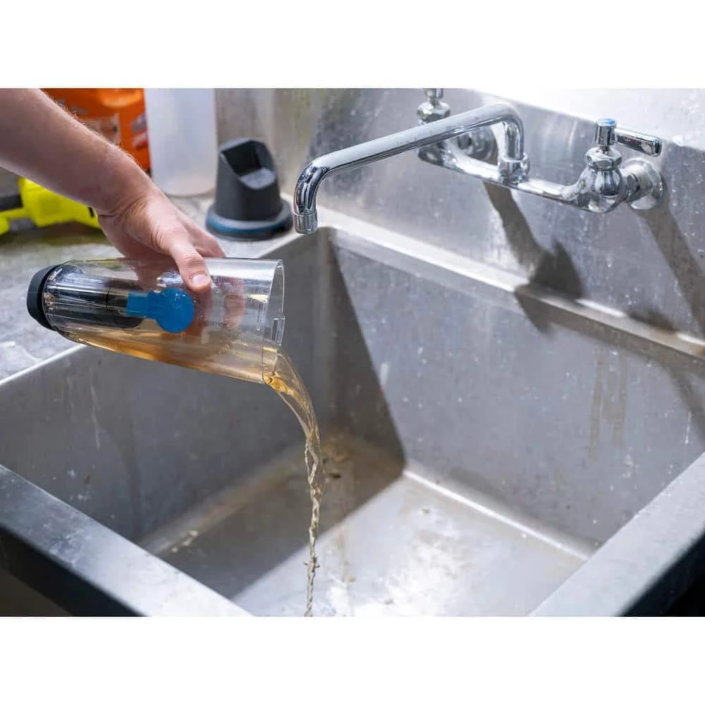 RYOBI ONE+ 18V Cordless Wet/Dry Hand Vacuum Kit with 2.0 Ah Battery and Charger - Image 7