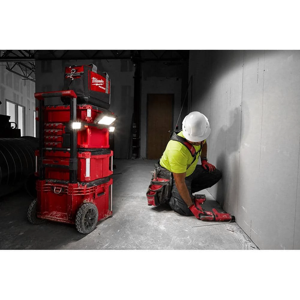Milwaukee M18 FUEL PACKOUT 18-Volt 2.5 Gal. Lithium-Ion Cordless Wet/Dry Vacuum with PACKOUT 3000 Lumens LED Light - Image 15