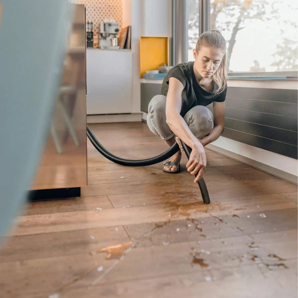 Karcher WD 4 Multi-Purpose 5.3 Gal. Wet/Dry Shop Vacuum Cleaner with Attachments - 2022 Edition - Image 9